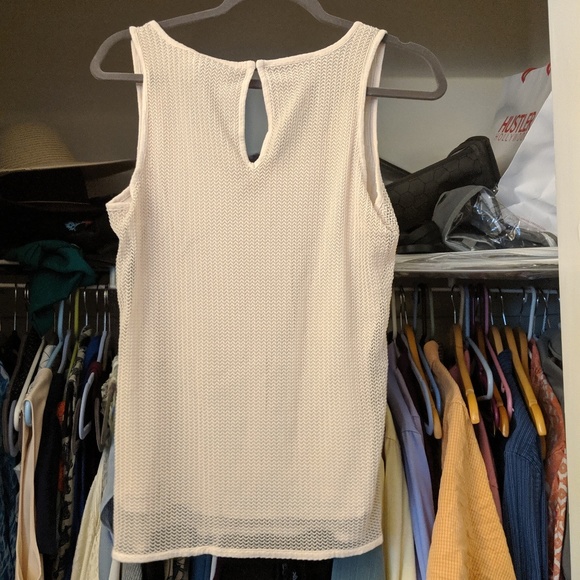 Cream colored shell - Picture 2 of 6